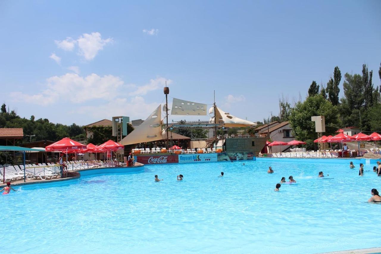 Armenian Village Park Hotel & Free Water Park, Gym Jerevan Exteriör bild