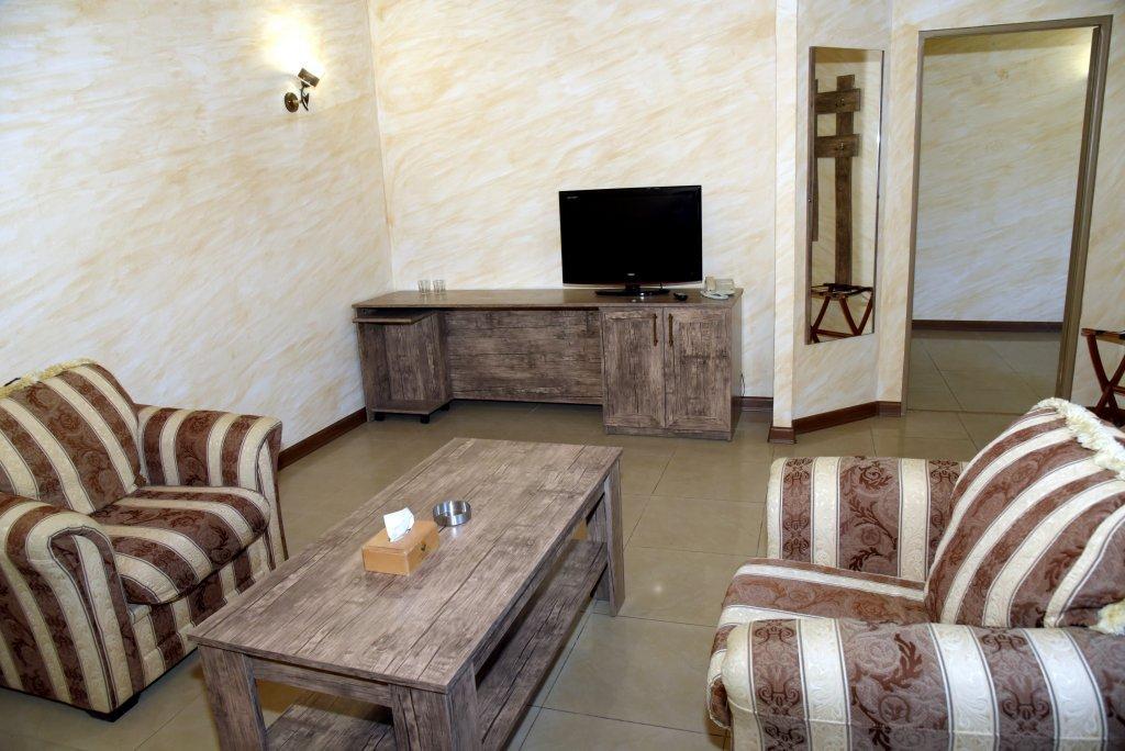 Armenian Village Park Hotel & Free Water Park, Gym Jerevan Exteriör bild